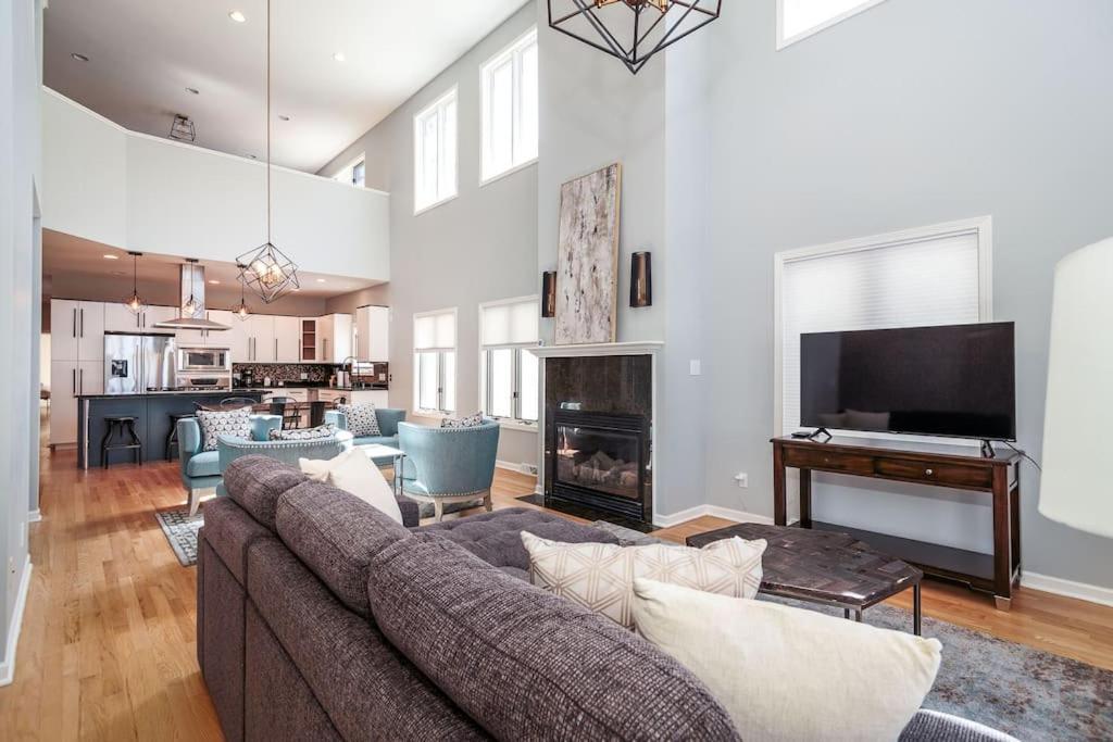 Eclectic Stylish And Cozy Milwaukee Unit别墅 外观 照片