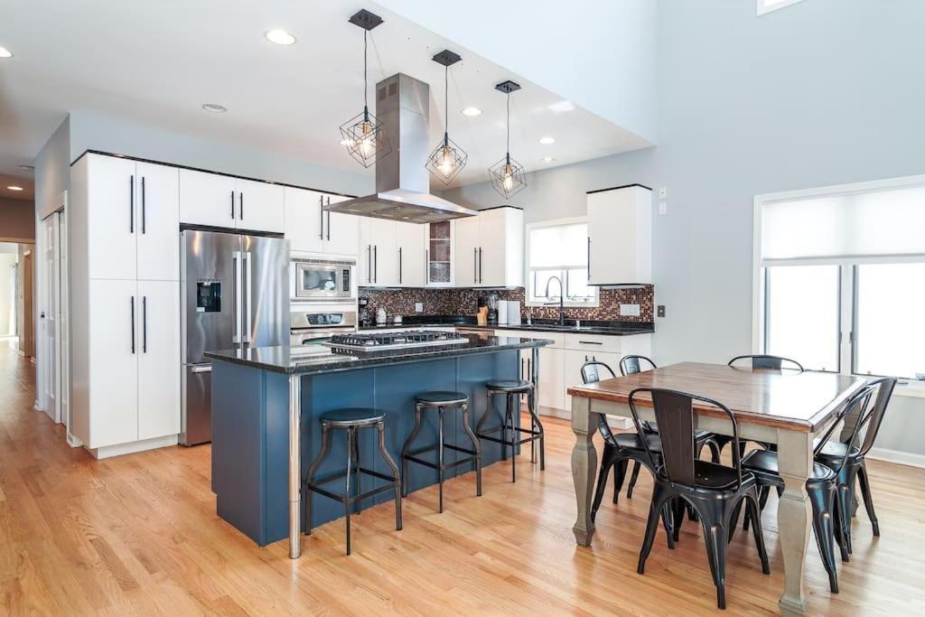 Eclectic Stylish And Cozy Milwaukee Unit别墅 外观 照片