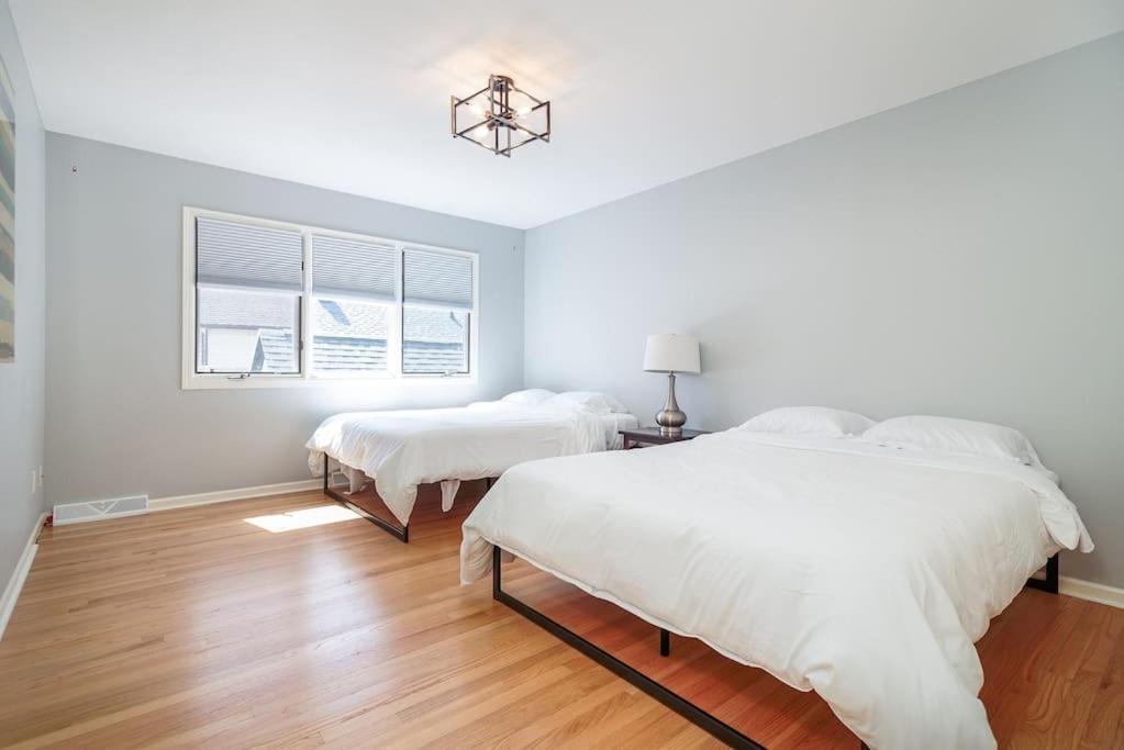 Eclectic Stylish And Cozy Milwaukee Unit别墅 外观 照片